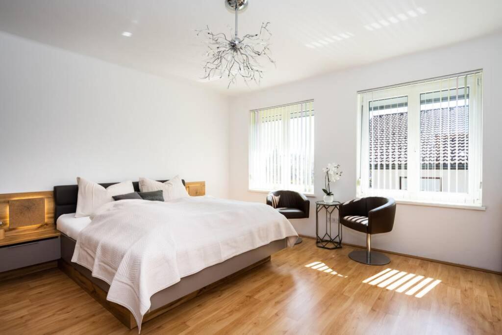 Schoenes Ferienhaus Mit Garten Pörtschach am Wörthersee Zewnętrze zdjęcie
